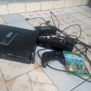 Xbox One fairly used two controllers and a CD